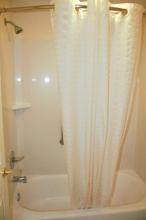 Oregon Trail Inn And Suites เลควิว ภายนอก รูปภาพ