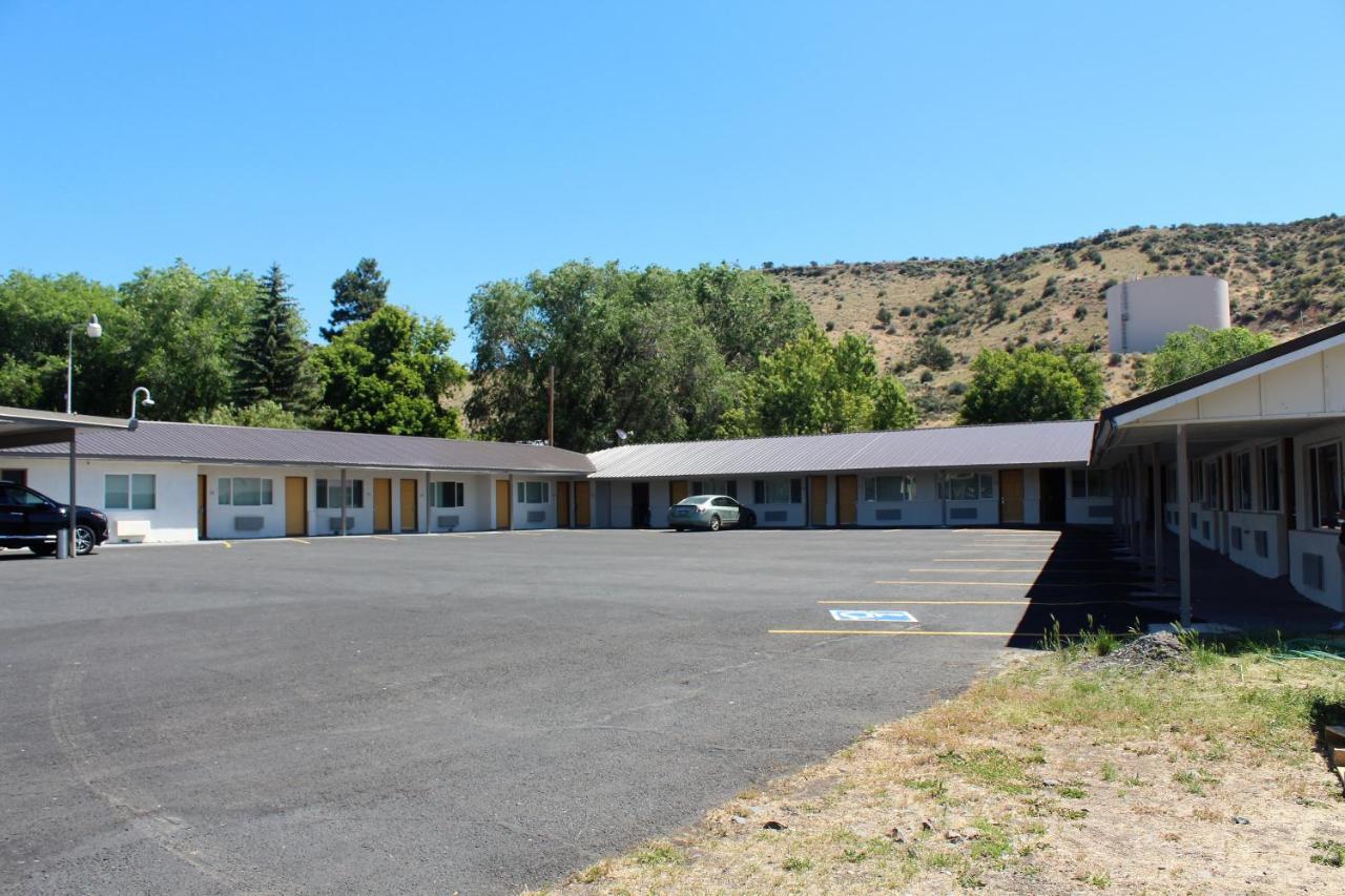 Oregon Trail Inn And Suites เลควิว ภายนอก รูปภาพ