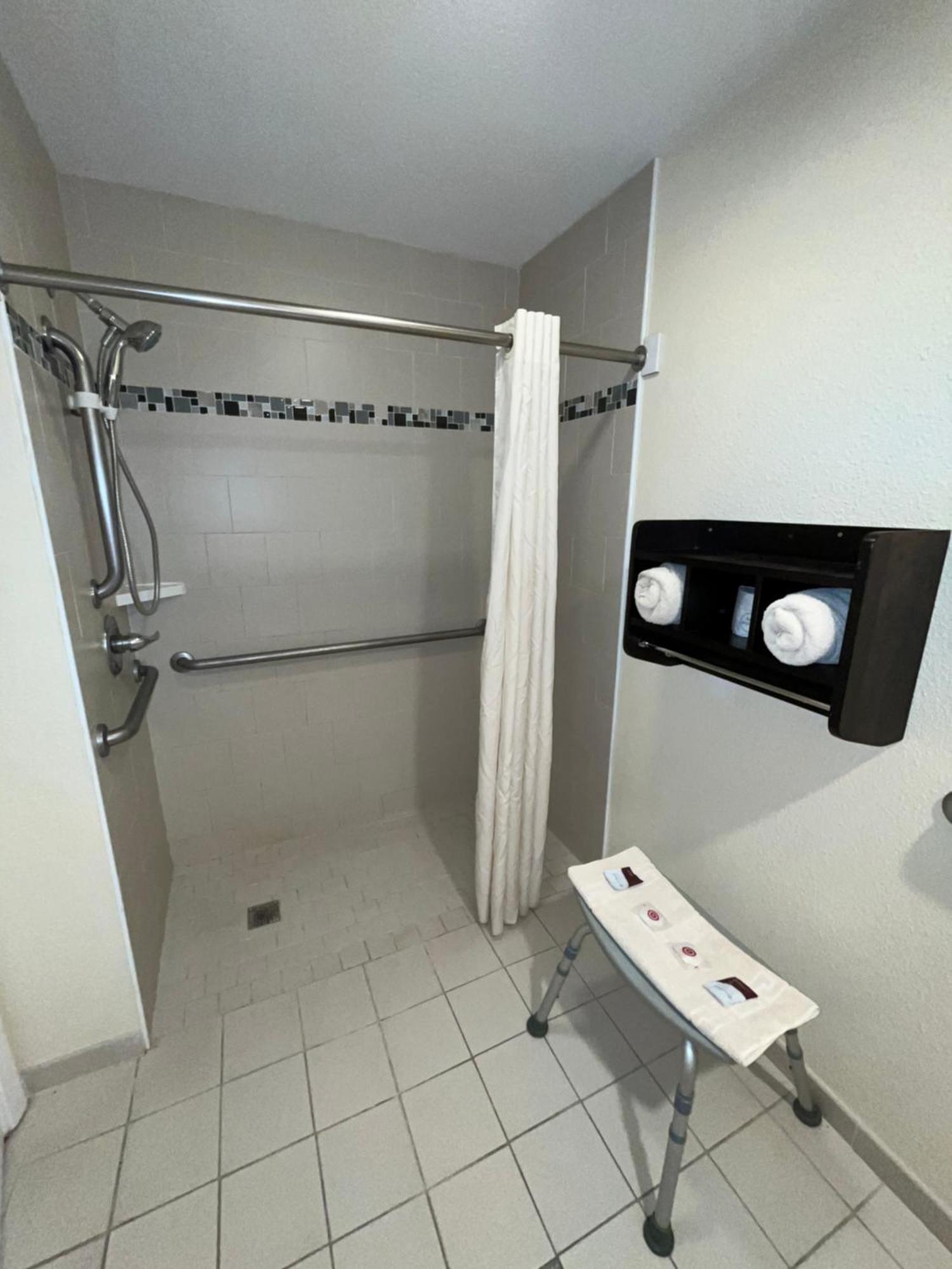 Oregon Trail Inn And Suites เลควิว ภายนอก รูปภาพ