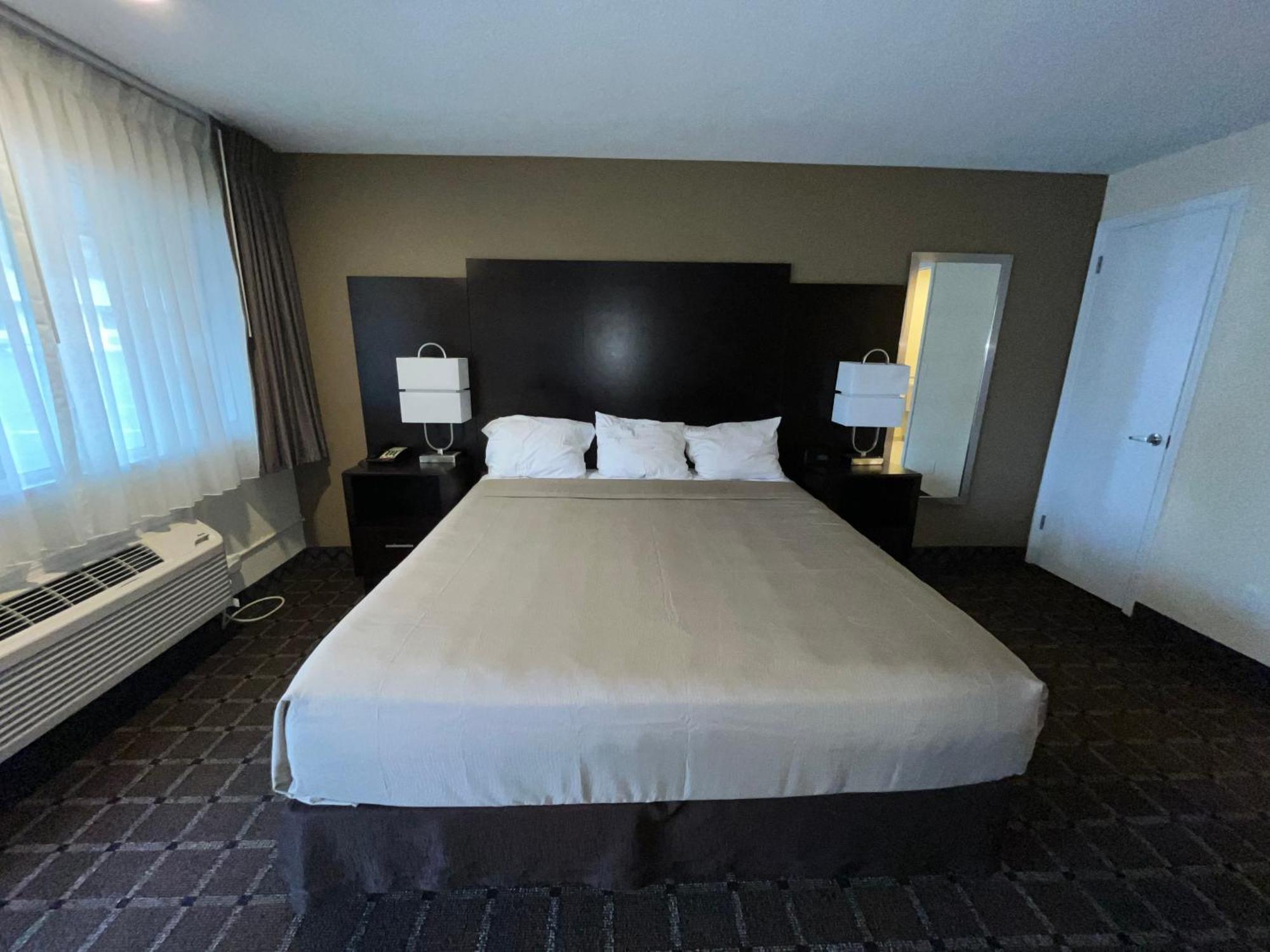 Oregon Trail Inn And Suites เลควิว ภายนอก รูปภาพ