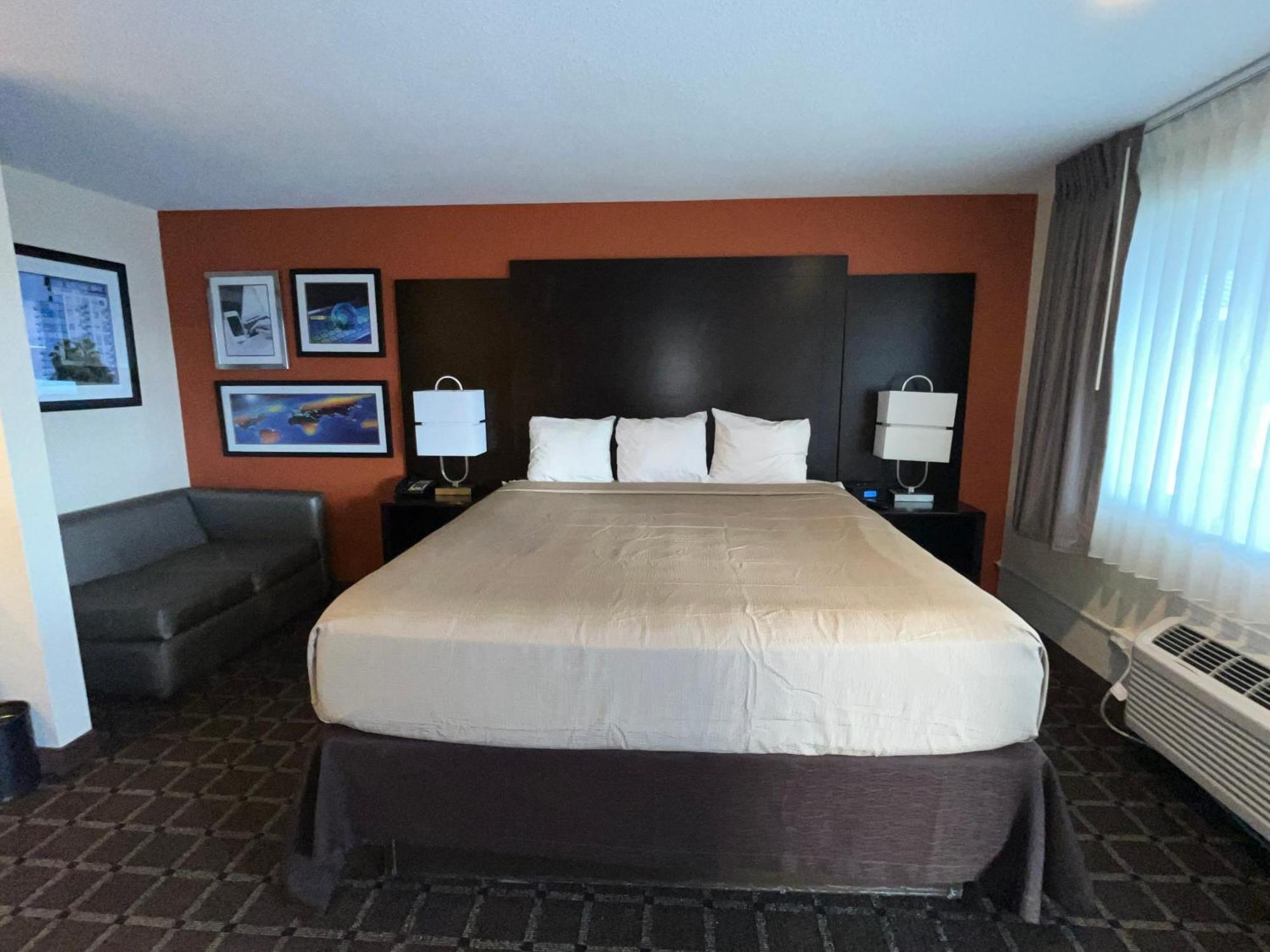 Oregon Trail Inn And Suites เลควิว ภายนอก รูปภาพ